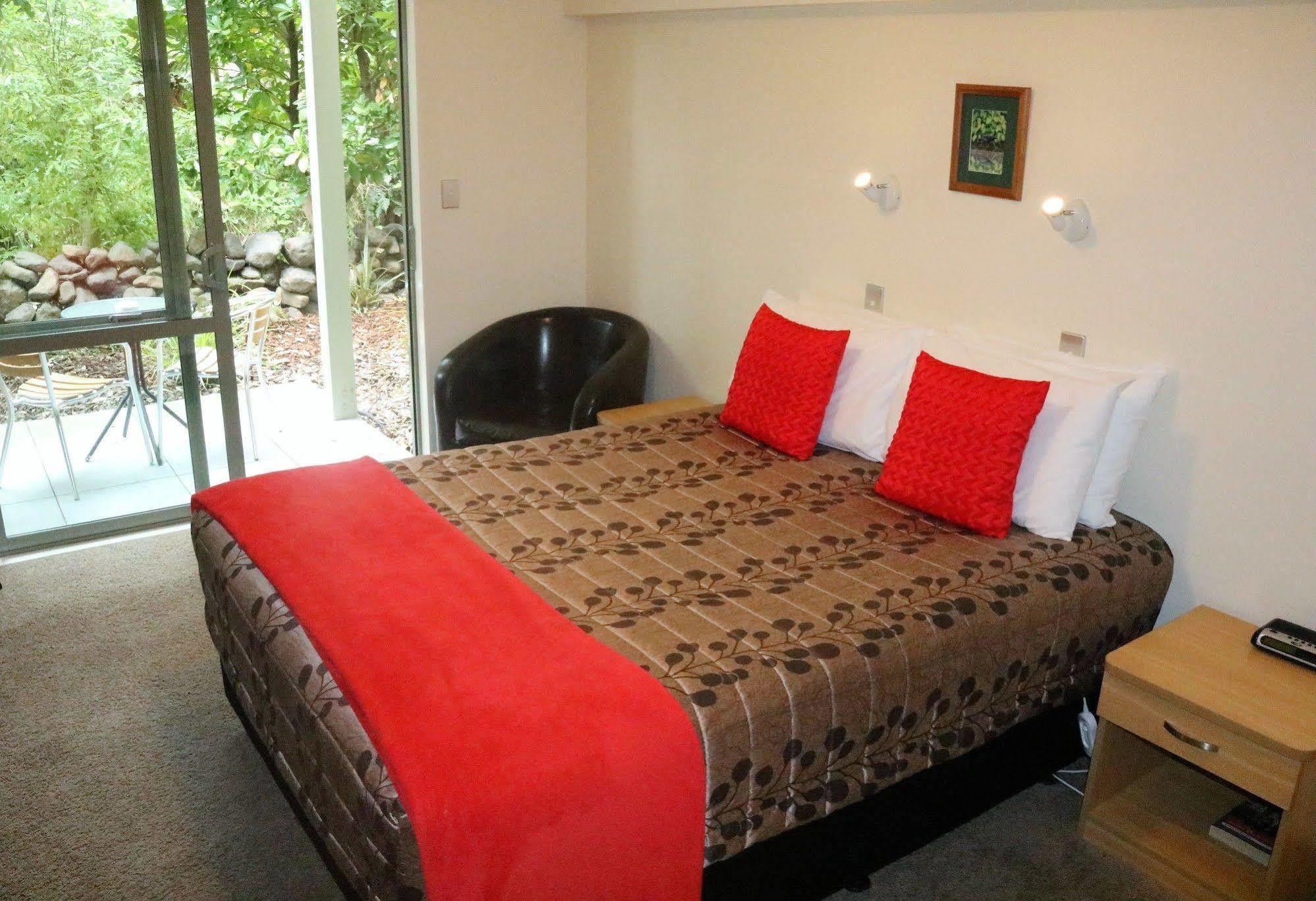 La Rochelle Motel Akaroa Ngoại thất bức ảnh